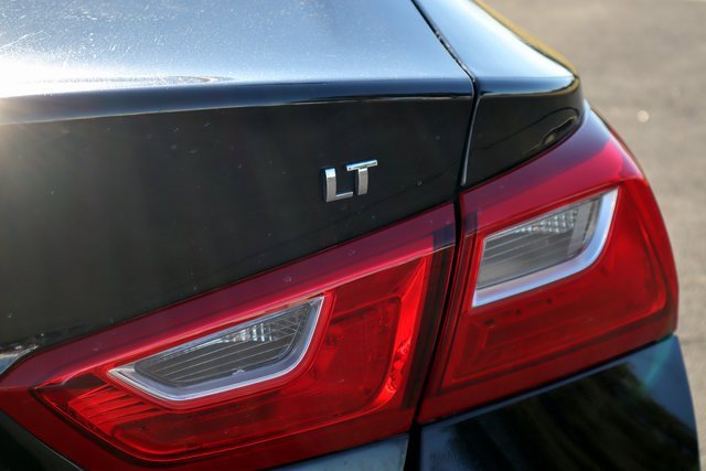 Used 2023 Chevrolet Malibu LT image 14