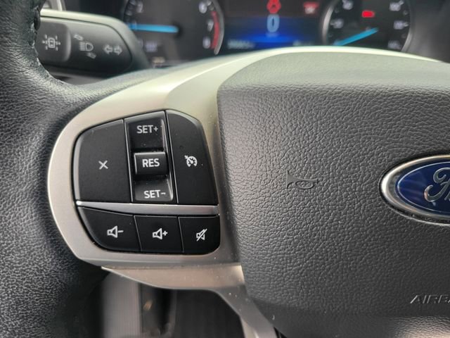 Certified 2022 Ford Explorer XLT w/ Equipment Group 202A image 23