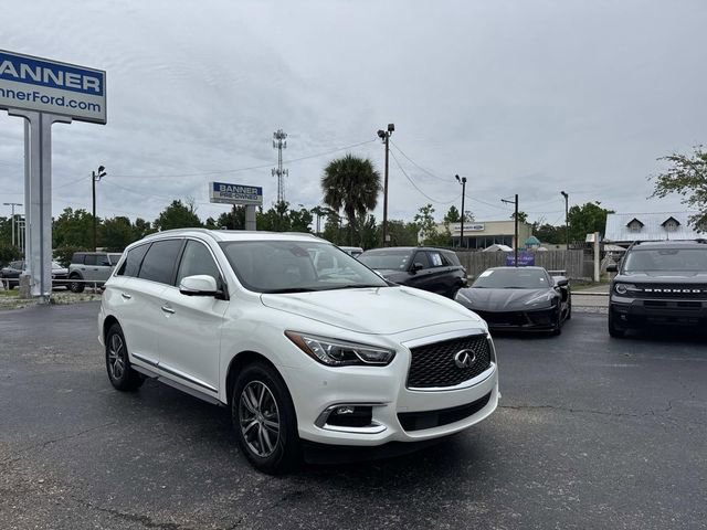 Used 2019 INFINITI QX60 Luxe w/ Essential Package