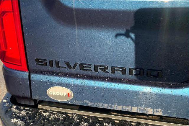 Used 2022 Chevrolet Silverado 3500 LTZ w/ LTZ Plus Package image 32