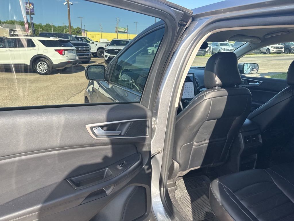 Certified 2024 Ford Edge SEL AWD/4WD image 34