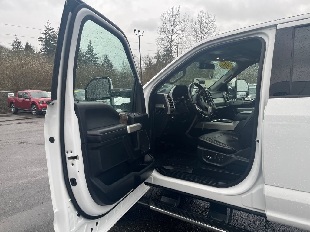 Certified 2017 Ford F350 Lariat w/ FX4 4x4 Off Road Package image 12