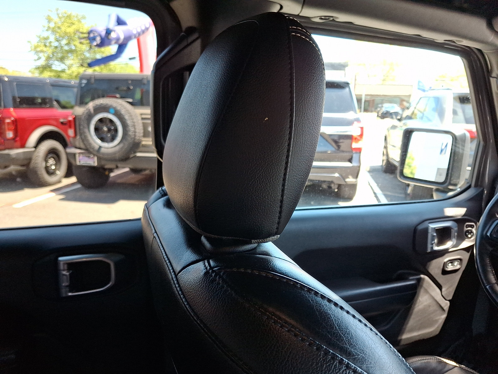 Used 2021 Jeep Wrangler Unlimited Sport AWD/4WD image 13