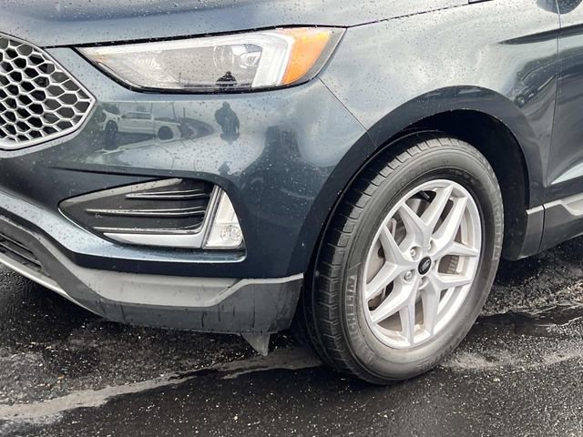Certified 2023 Ford Edge SEL w/ Convenience Package AWD/4WD image 9