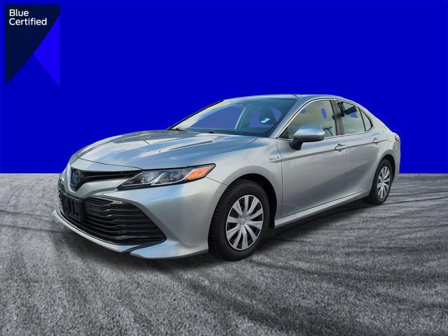 Used 2020 Toyota Camry LE image 1