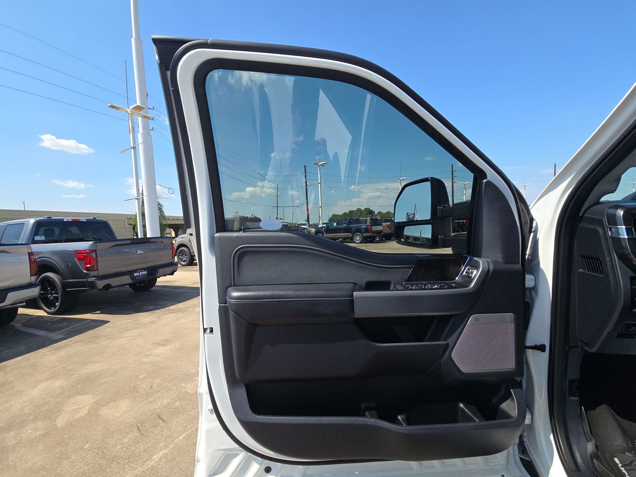 Certified 2024 Ford F250 Lariat w/ Sport Appearance Package AWD/4WD image 14