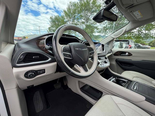 Used 2021 Chrysler Pacifica Limited w/ Premium & Safety Sphere Group AWD/4WD image 12