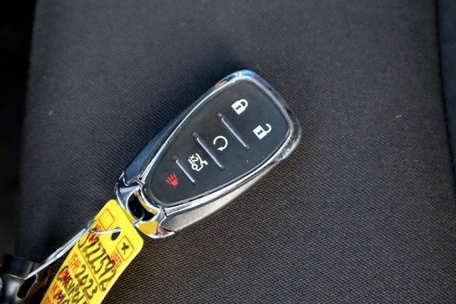 Used 2023 Chevrolet Malibu LT image 36