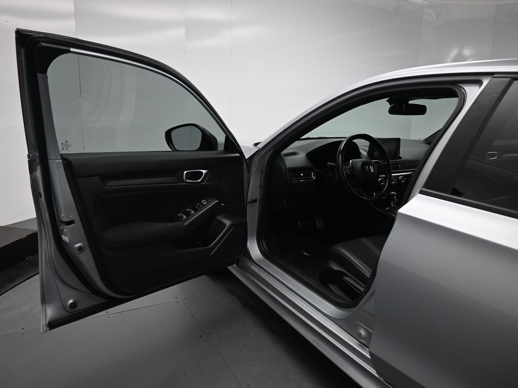 Used 2022 Honda Civic Sport image 8