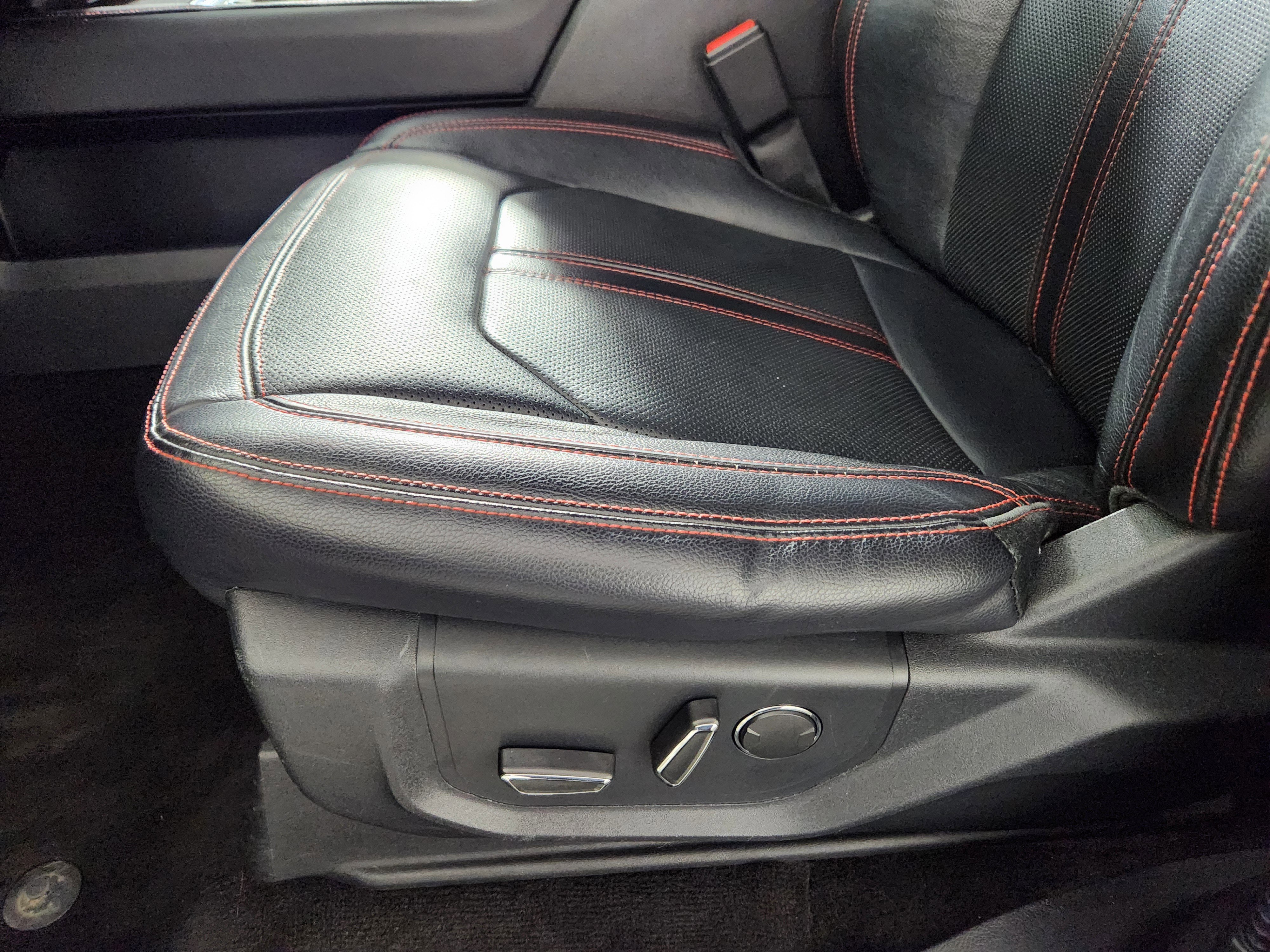 Certified 2019 Ford Expedition Limited w/ Equipment Group 303A image 13