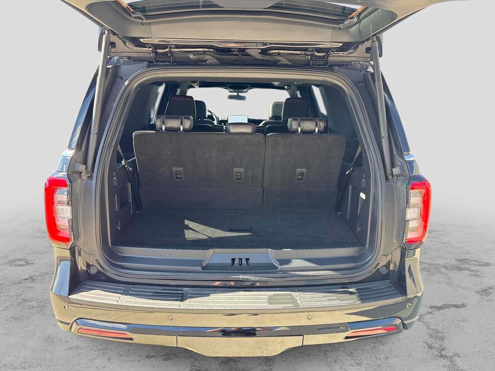 Certified 2023 Ford Expedition Limited AWD/4WD image 35