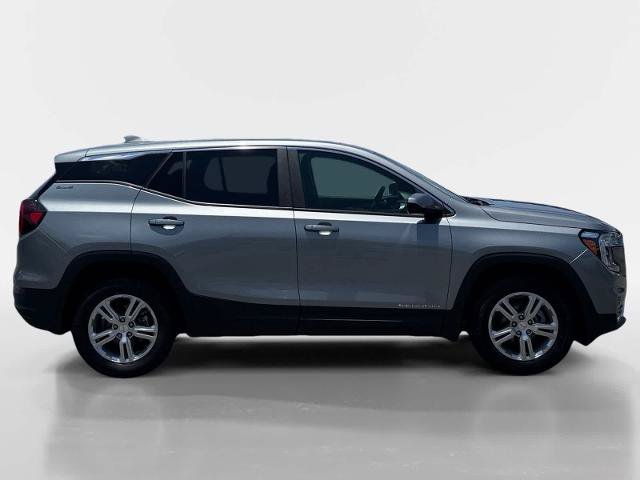 Used 2024 GMC Terrain SLE AWD/4WD image 6