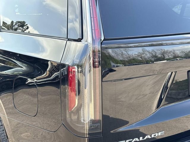 Used 2024 Cadillac Escalade Sport Platinum w/ Heavy-Duty Trailer Package image 12