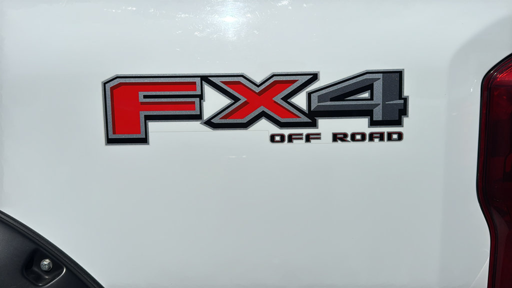 Certified 2023 Ford F250 Lariat w/ Lariat Ultimate Package AWD/4WD image 9