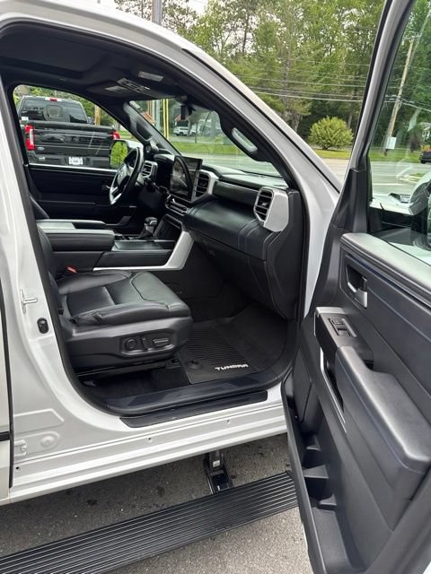 Used 2024 Toyota Tundra Platinum AWD/4WD image 20