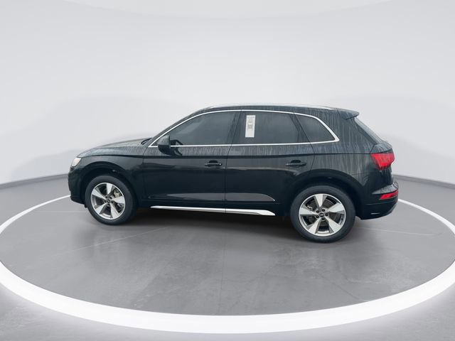 Used 2023 Audi Q5 2.0T Premium w/ Convenience Package image 2