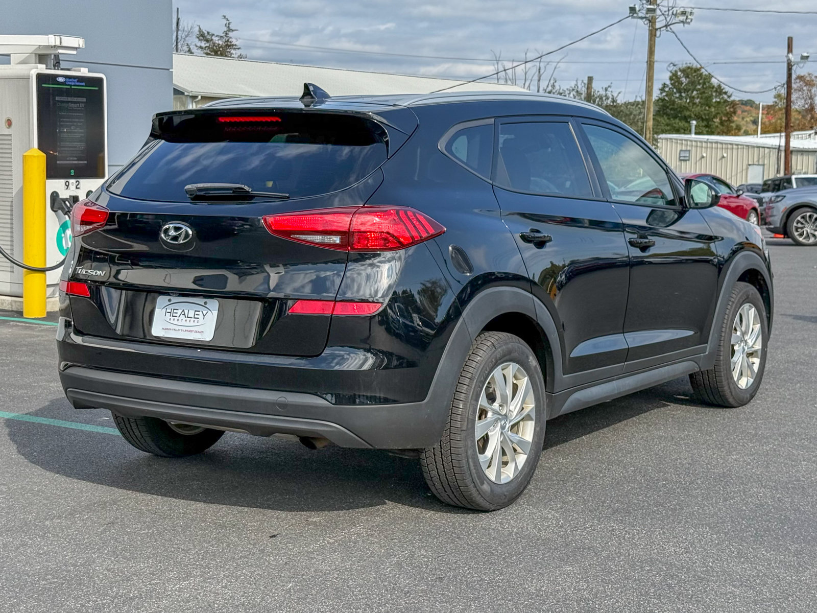 Used 2019 Hyundai Tucson Value w/ Cargo Package AWD/4WD image 6