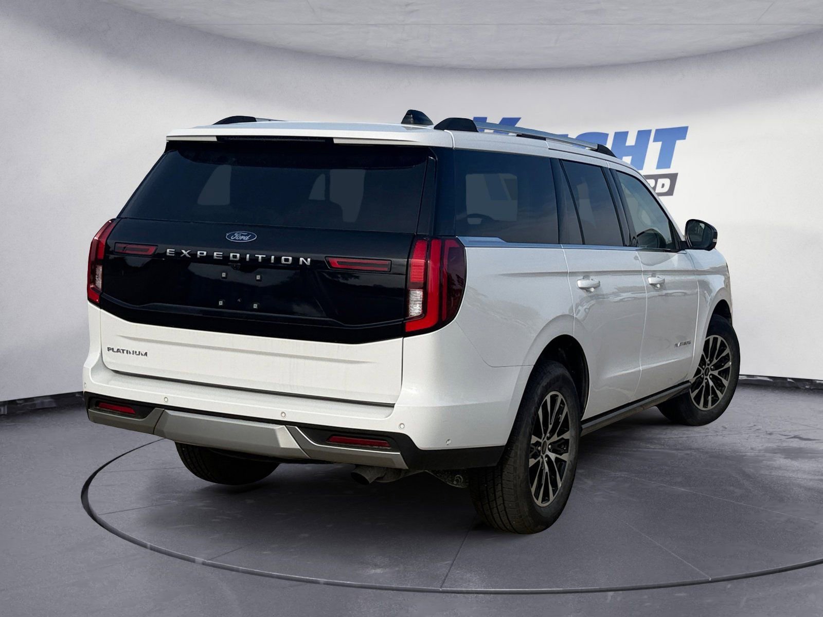 Certified 2025 Ford Expedition Platinum image 5