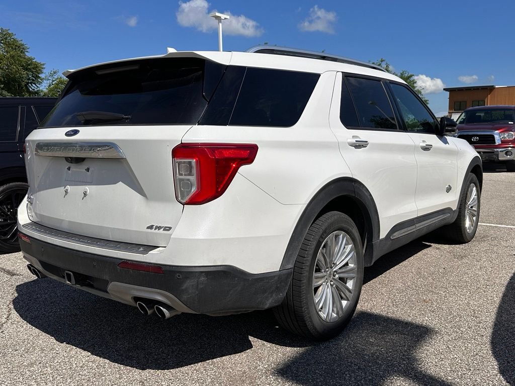 Certified 2022 Ford Explorer King Ranch w/ Class IV Trailer Tow Package AWD/4WD image 4