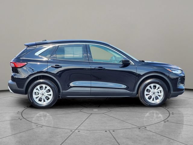 Certified 2024 Ford Escape Active AWD/4WD image 13