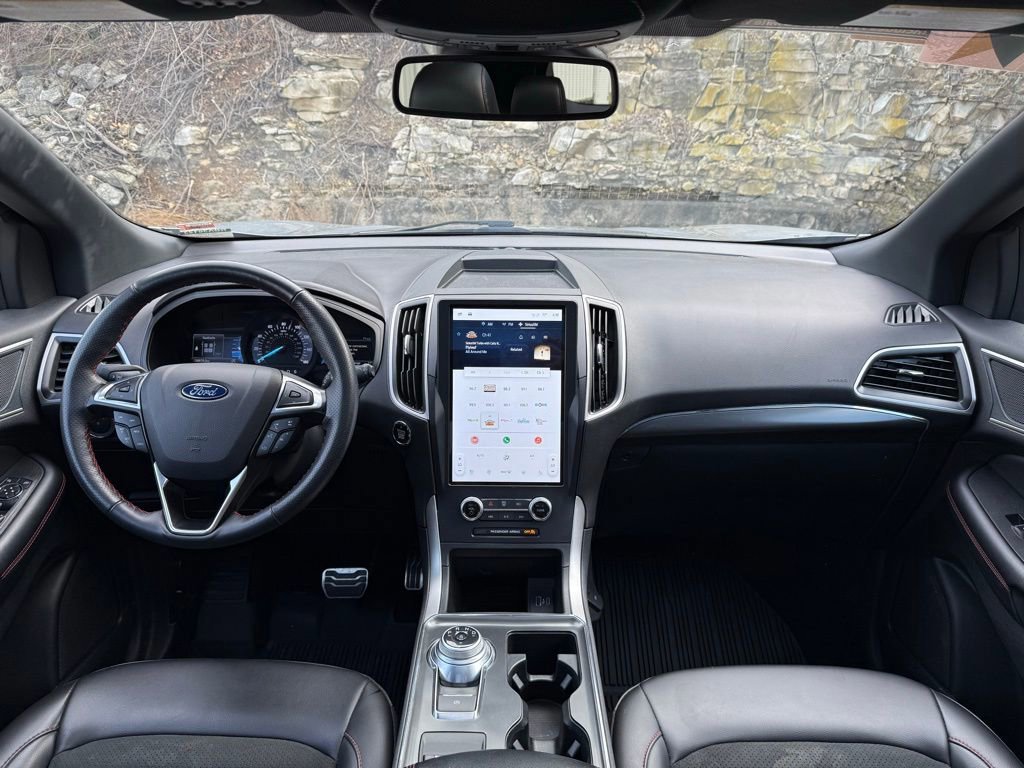 Certified 2024 Ford Edge ST-Line image 14