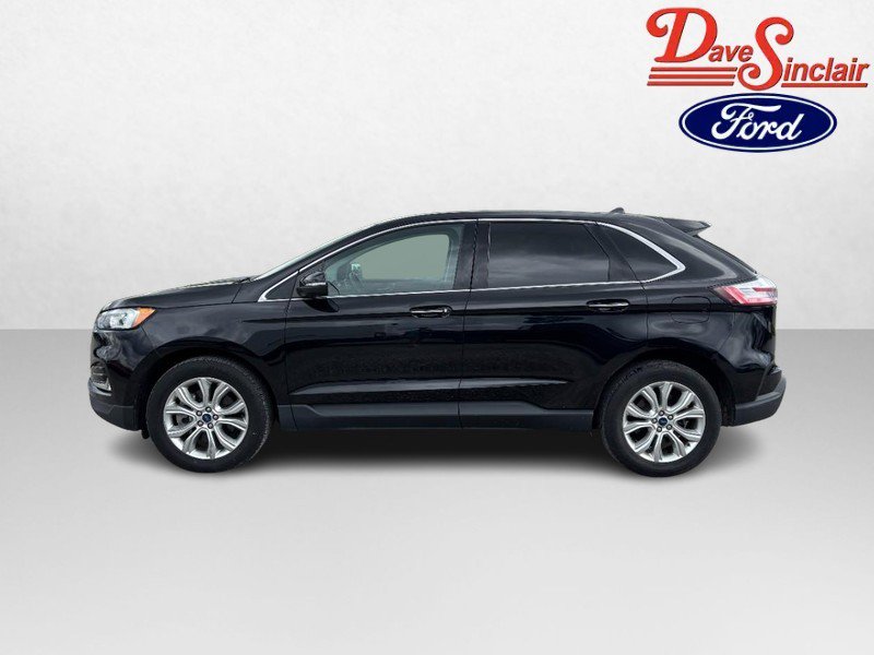 Certified 2022 Ford Edge Titanium AWD/4WD image 10