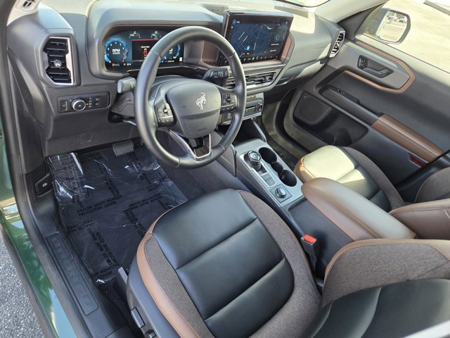 Certified 2025 Ford Bronco Sport Outer Banks w/ Outer Banks Tech Package+ AWD/4WD image 22