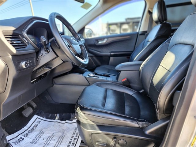 Certified 2020 Ford Escape Titanium image 18