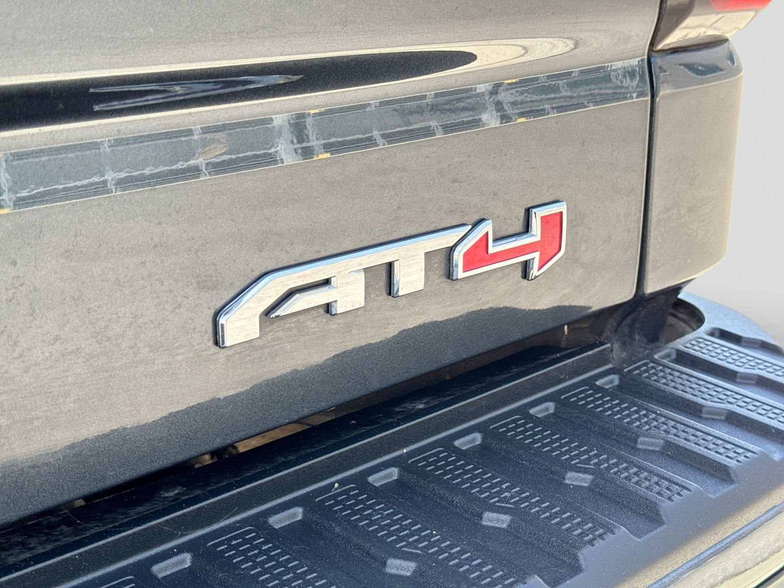 Used 2022 GMC Sierra 1500 AT4 w/ AT4 Preferred Package AWD/4WD image 45