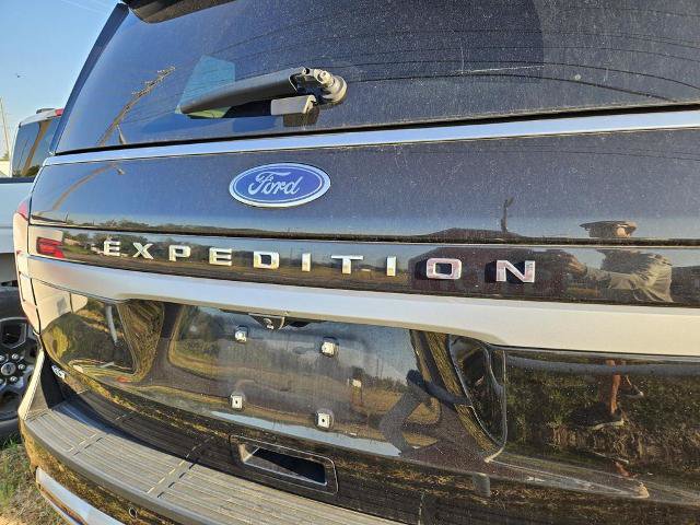 Certified 2024 Ford Expedition XLT RWD image 7