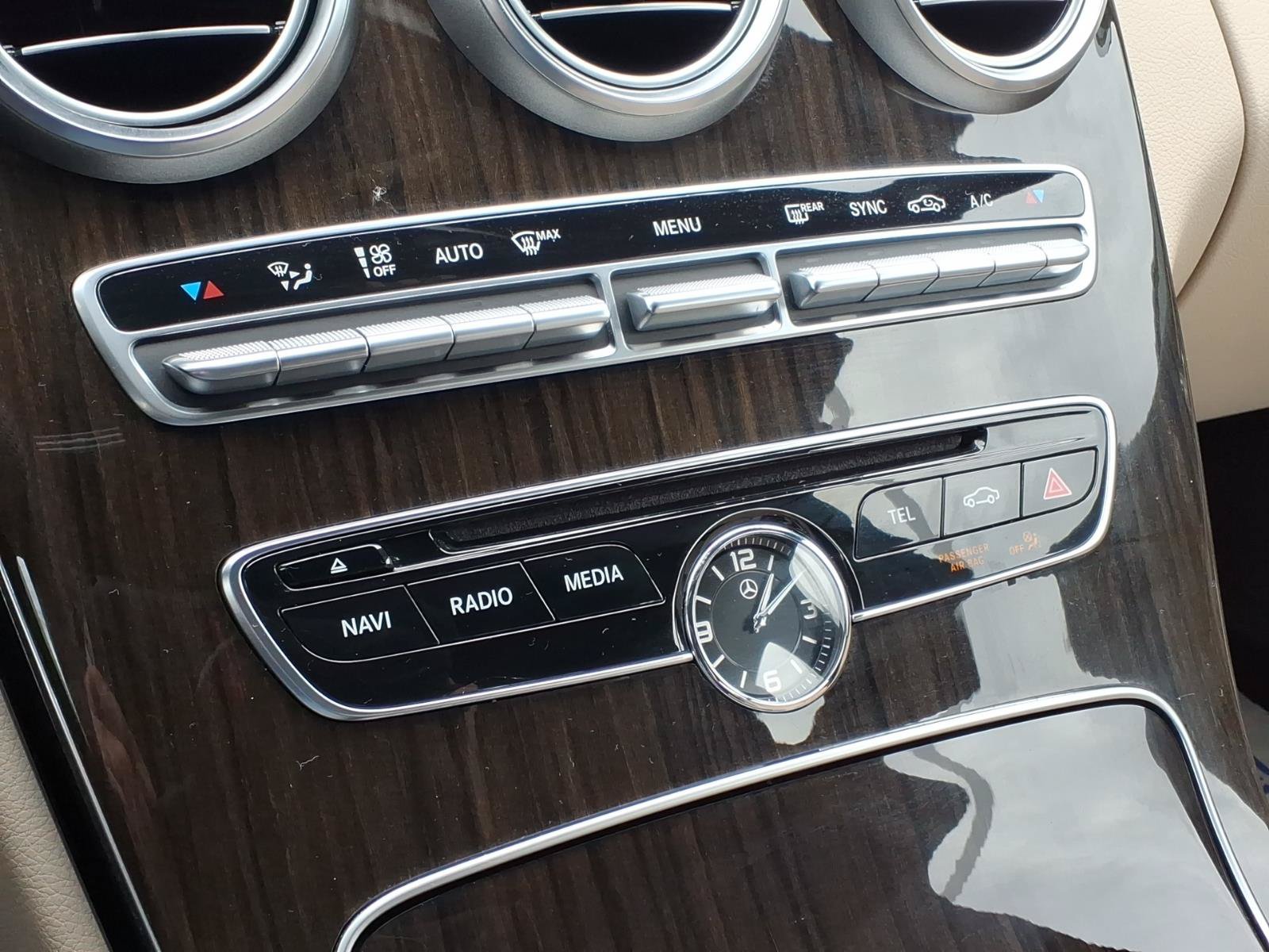 Used 2018 Mercedes-Benz C 300 4MATIC Sedan image 23