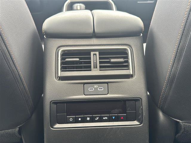 Used 2025 MAZDA CX-70 Plug-In Hybrid w/ Premium Pkg AWD/4WD image 30