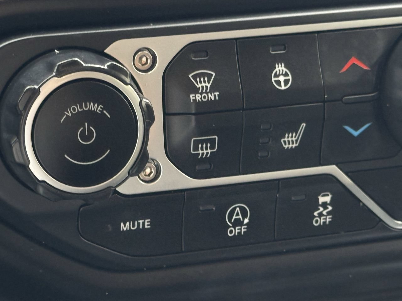 Used 2021 Jeep Wrangler Unlimited Sahara AWD/4WD image 20