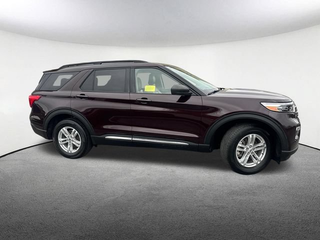 Certified 2022 Ford Explorer XLT w/ Equipment Group 202A AWD/4WD image 16