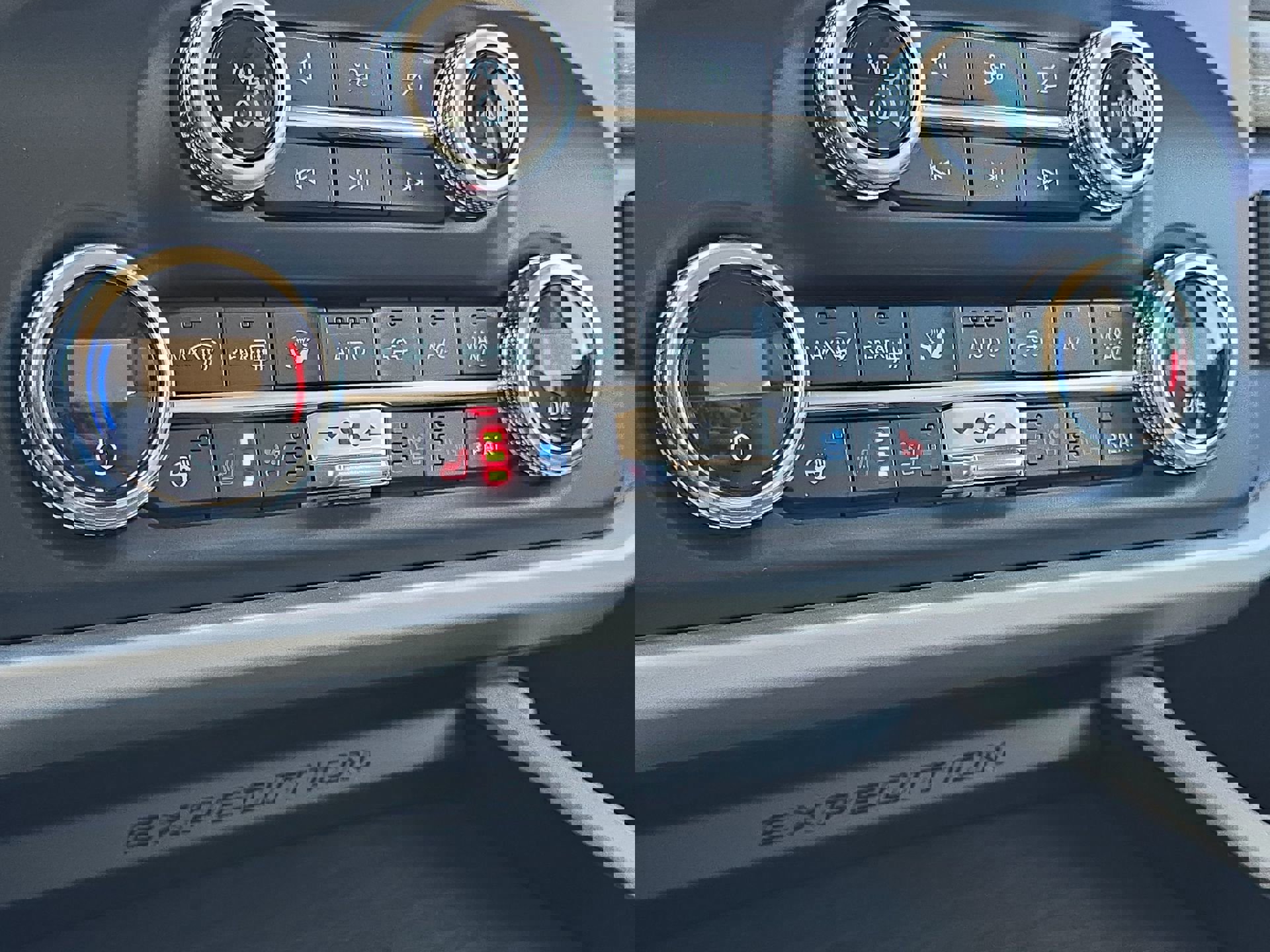 Certified 2022 Ford Expedition Limited image 19