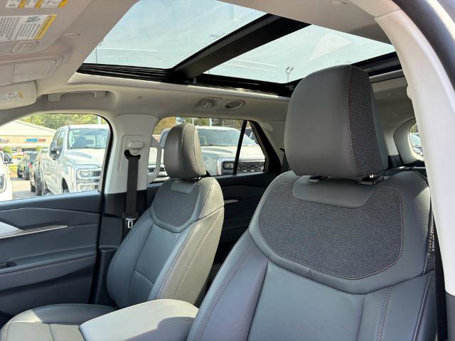 Certified 2025 Ford Explorer Active w/ Active Comfort Package image 17