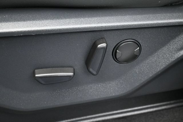 Certified 2025 Ford Expedition Active AWD/4WD image 12
