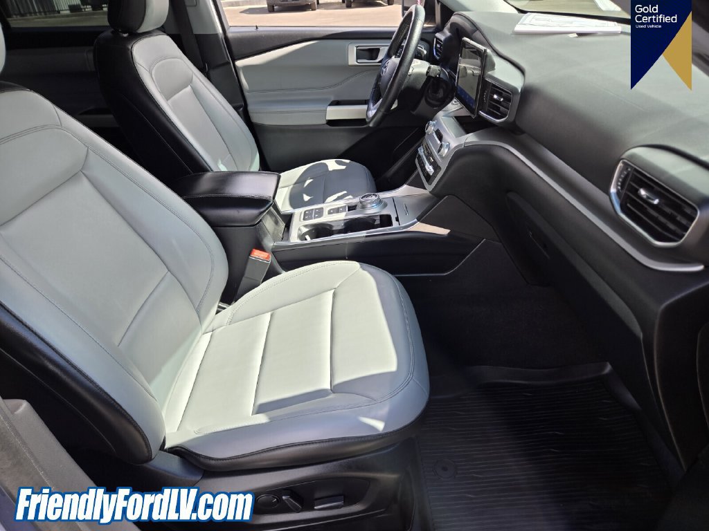 Certified 2021 Ford Explorer XLT w/ Equipment Group 202A RWD image 18