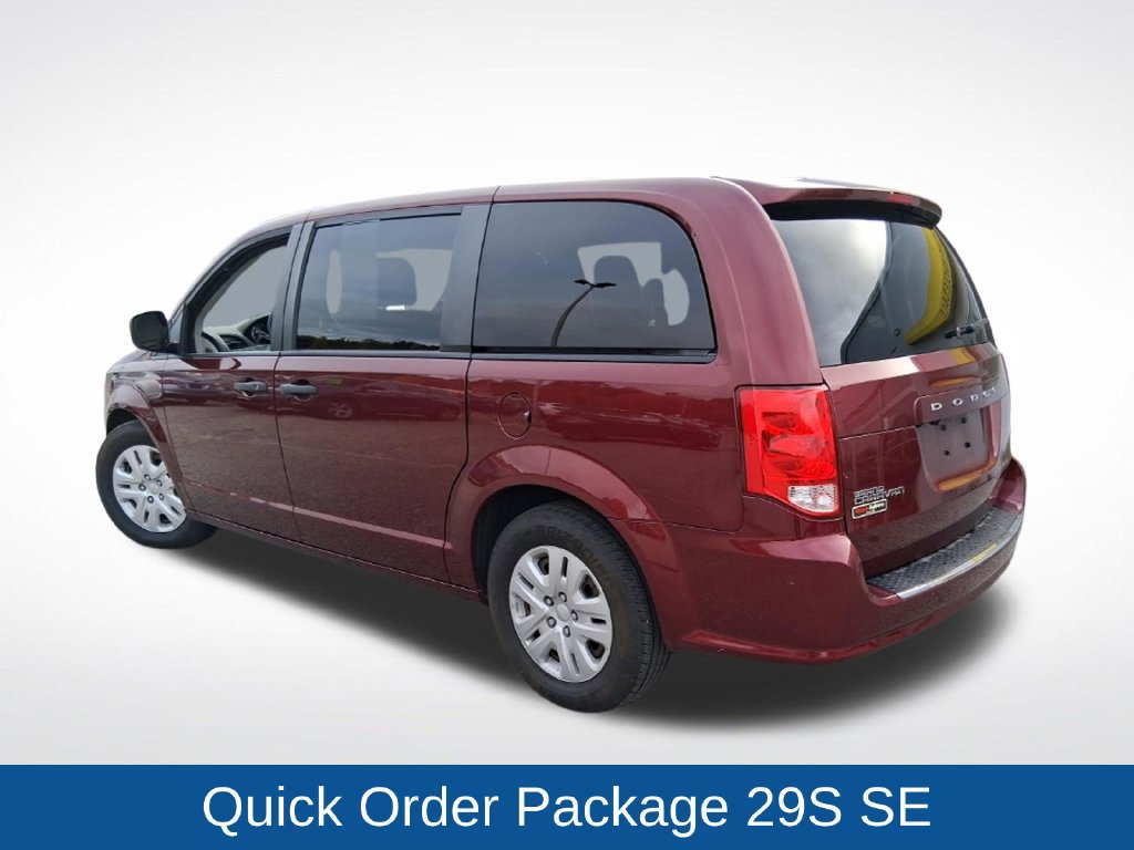 Used 2019 Dodge Grand Caravan SE w/ UConnect Hands-Free Group FWD image 5