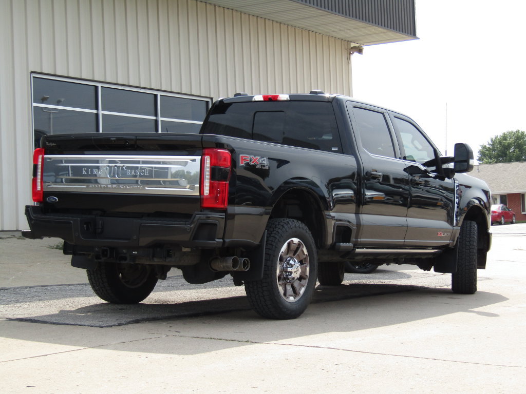 Certified 2024 Ford F250 King Ranch AWD/4WD image 3