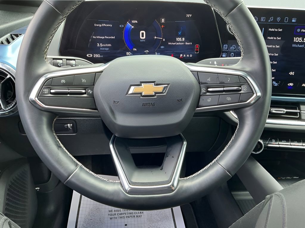 Used 2025 Chevrolet Equinox EV LT w/ Convenience Package image 35