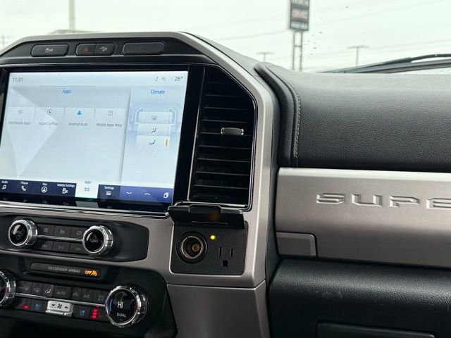 Certified 2022 Ford F350 Lariat w/ Black Appearance Package image 30