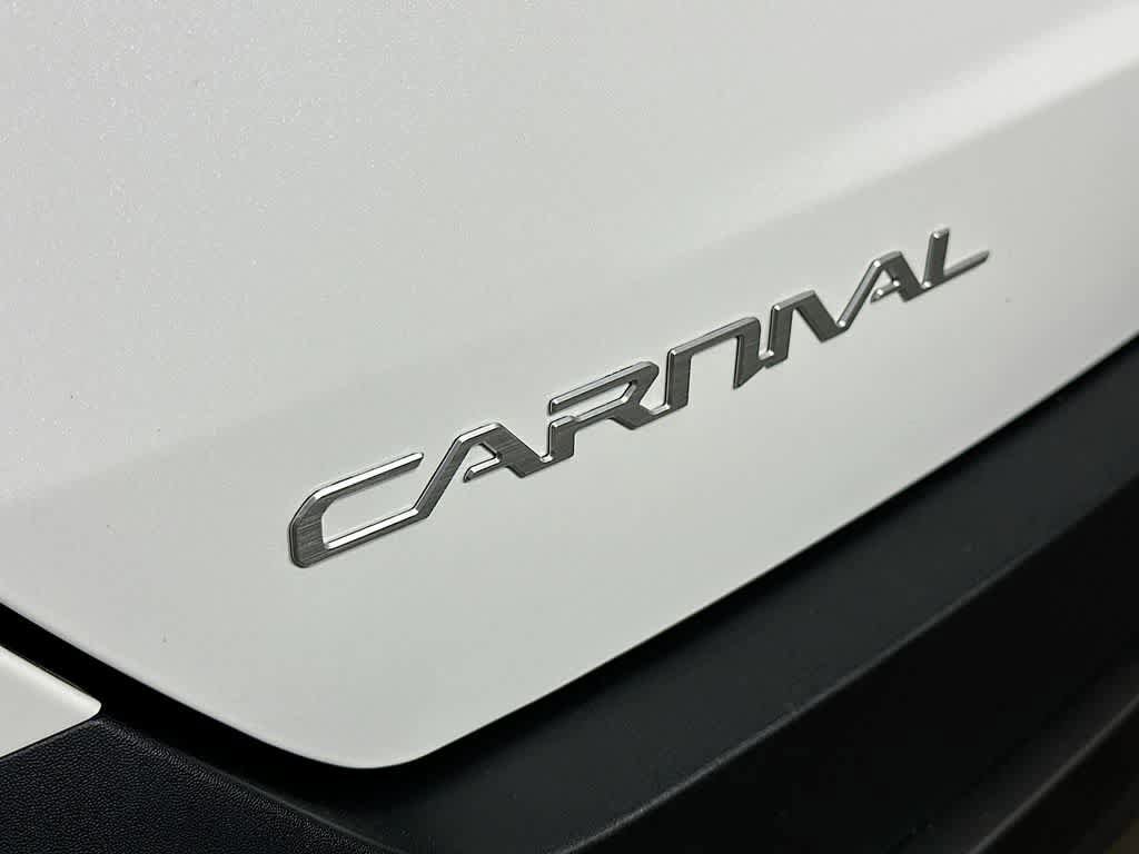 Used 2025 Kia Carnival SX Prestige FWD image 7