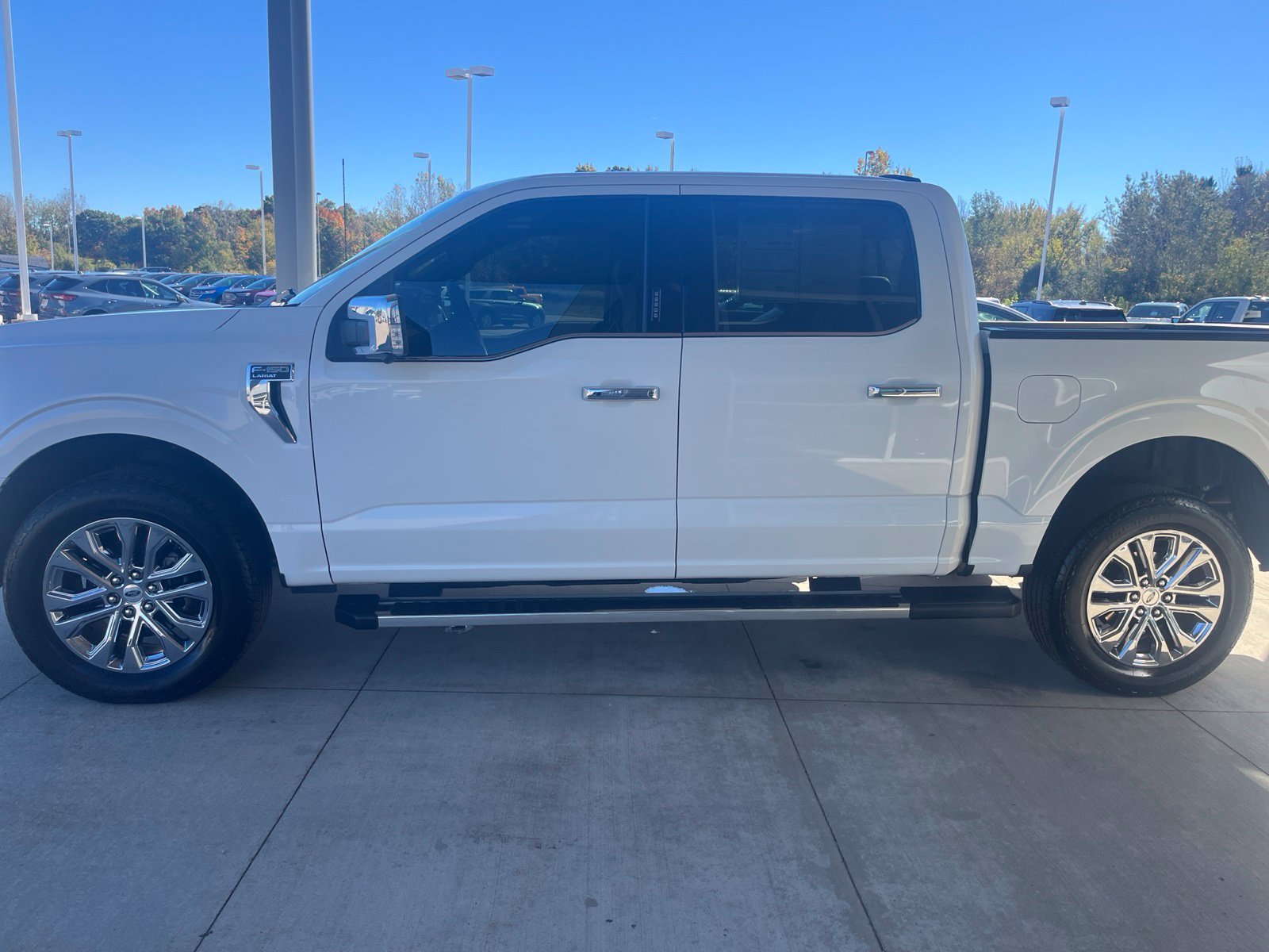 Certified 2024 Ford F150 Lariat AWD/4WD image 2