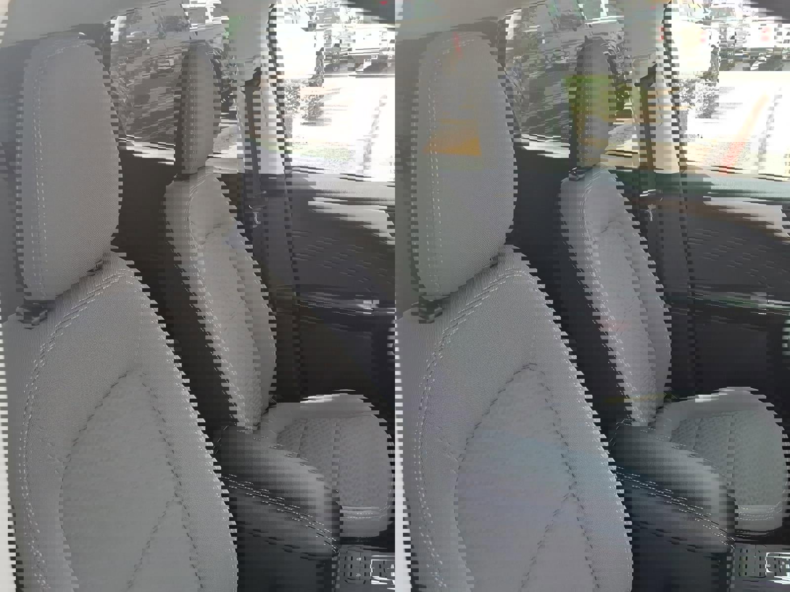 Certified 2022 Ford Escape SE image 12