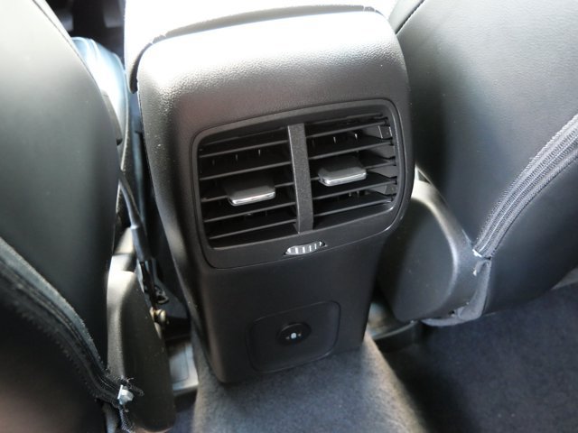 Certified 2023 Ford Escape Platinum AWD/4WD image 20