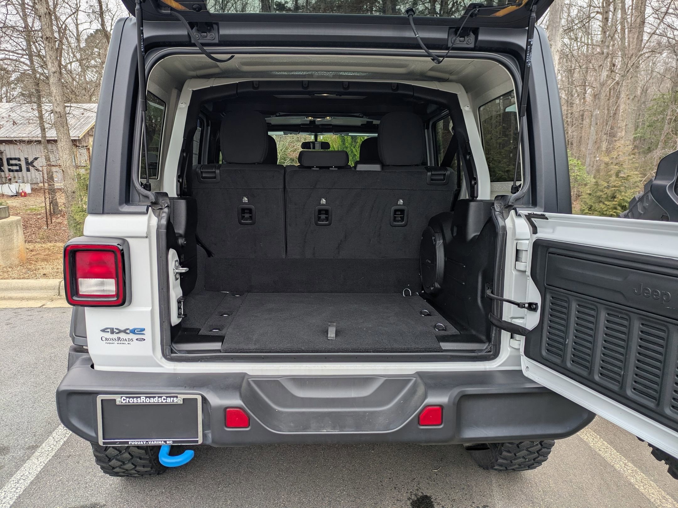 Used 2023 Jeep Wrangler Unlimited image 27