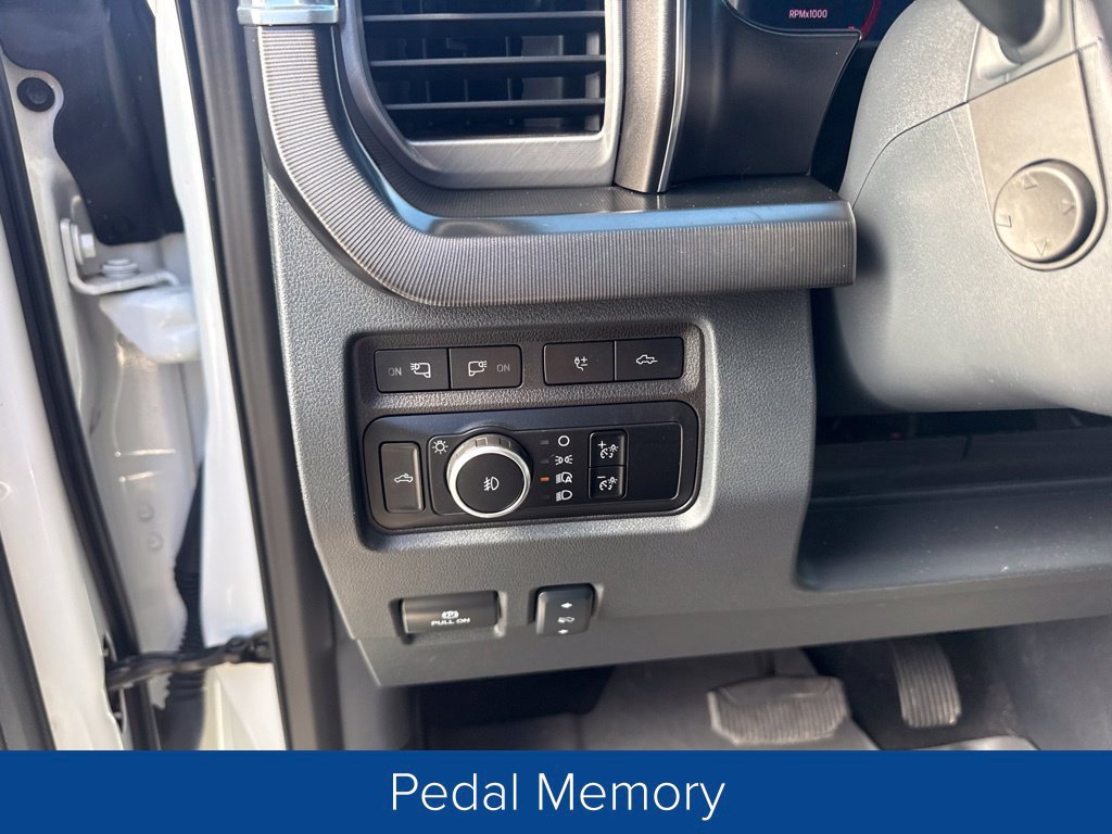 Certified 2024 Ford F250 Platinum AWD/4WD image 21