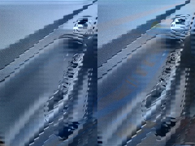 Certified 2018 Ford Focus SE image 37