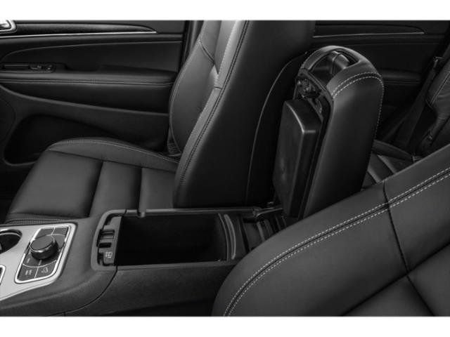 Used 2019 Jeep Grand Cherokee Limited AWD/4WD image 18